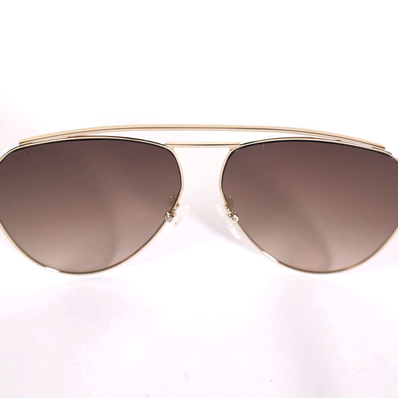 Guess Womens Gold Aviator Sunglasses Gold and White / Brown Gradient - NWT - Picture 14 of 14